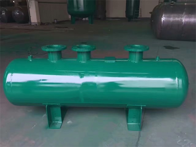雷州雷州雷州蒸汽分气缸